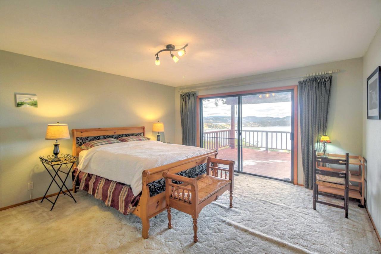 Spacious Kelseyville Home With Large Lakefront Deck! Екстериор снимка